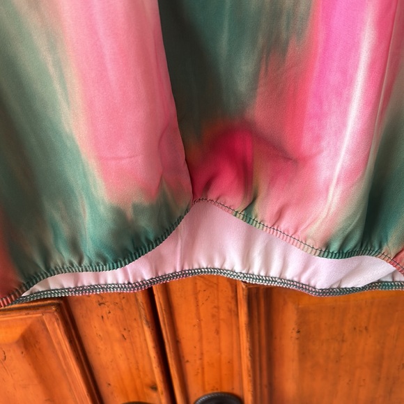 Beautiful tie dye top - Picture 6 of 7